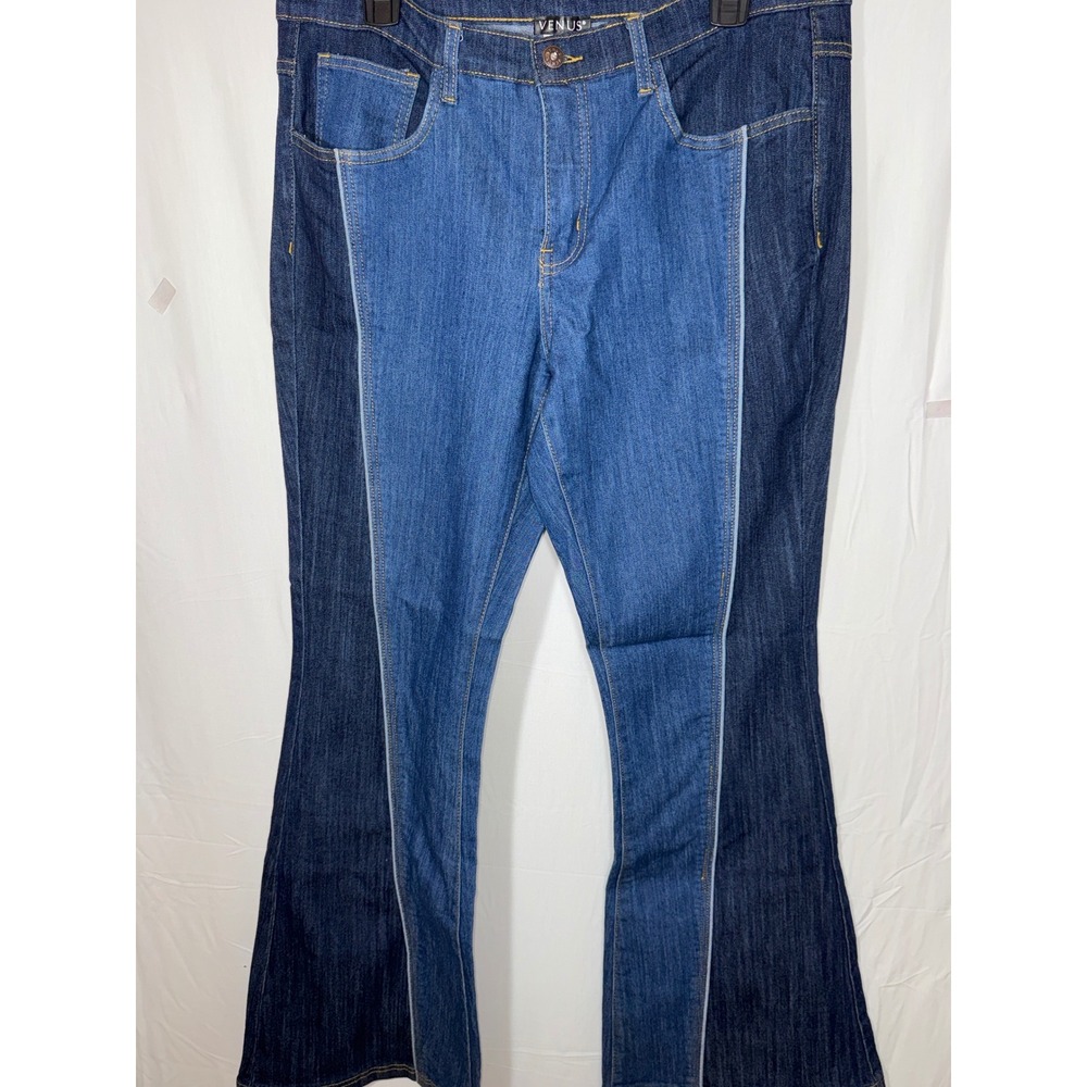 Venus Women's Size 14 Two Tone Dark Blue Wash Flare‎ Leg Denim Jeans